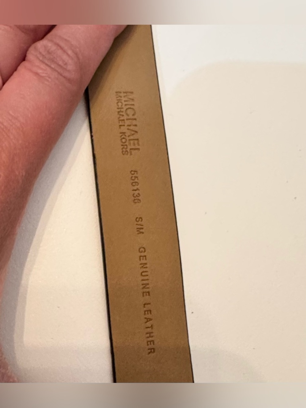 Michael Kors Black Leather S/M belt with Pouch - Picture 6 of 9